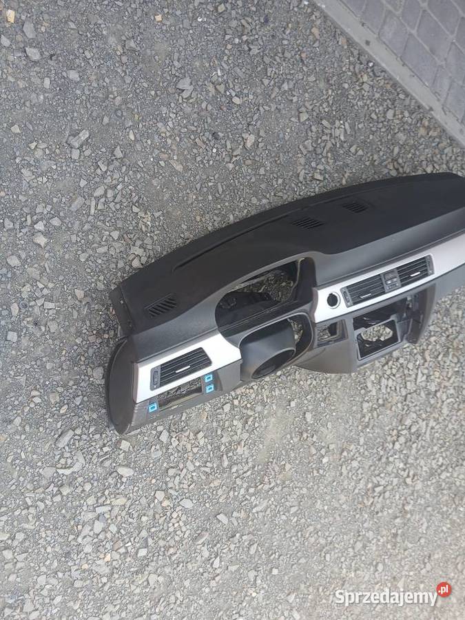 Kokpit konsola deska rozdzielcza poduszka BMW 3 Radłów