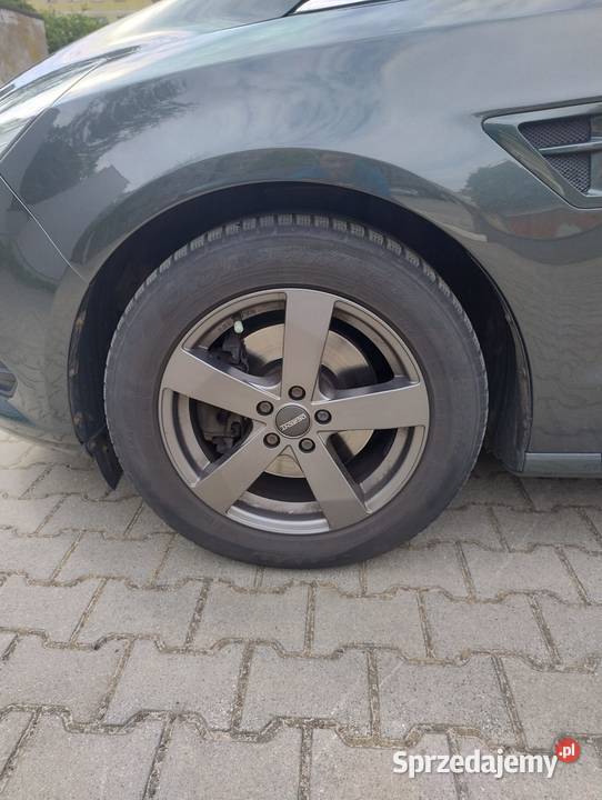 Sprzedam Forda 221km Poznań