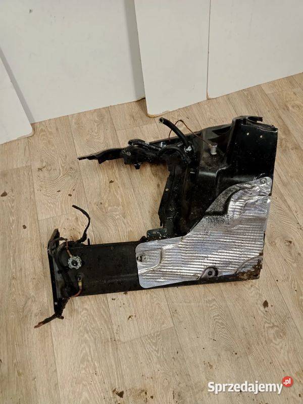 ĆWIARTKA PODŁUŻNICA PRAWA LEWA PRZÓD AUDI A4 B9 osobowe Rakoniewice