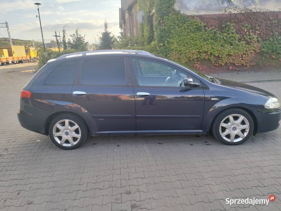 Fiat Croma II 19 19 MJTD 120 2005 3 700 nieuszkodzony Croma Radzionków