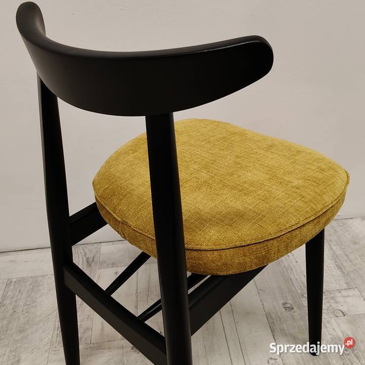 krzesło krzesła Finn A1609 Hałas PRL design Radomsko sprzedam