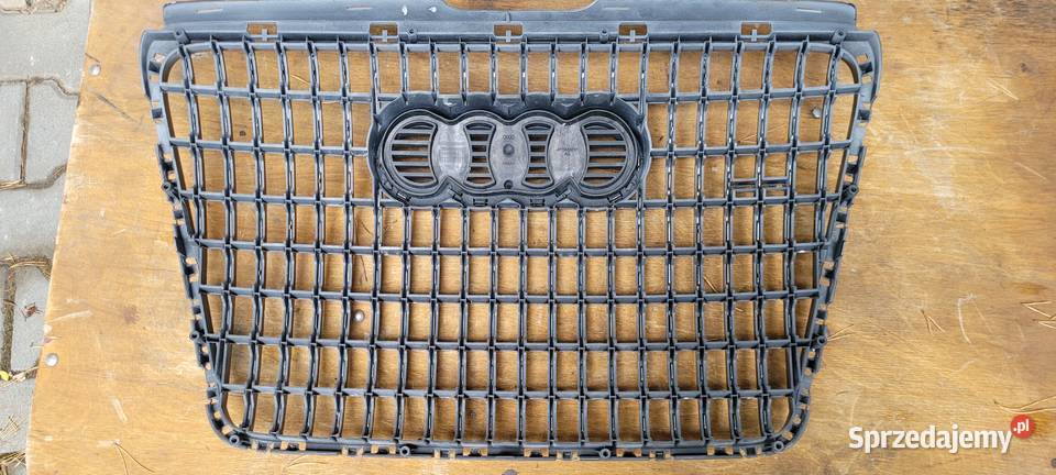 Audi A6 C6 Allroad gril bez ramki chromowej stan Układ chłodzenia mazowieckie Nowe Osiny