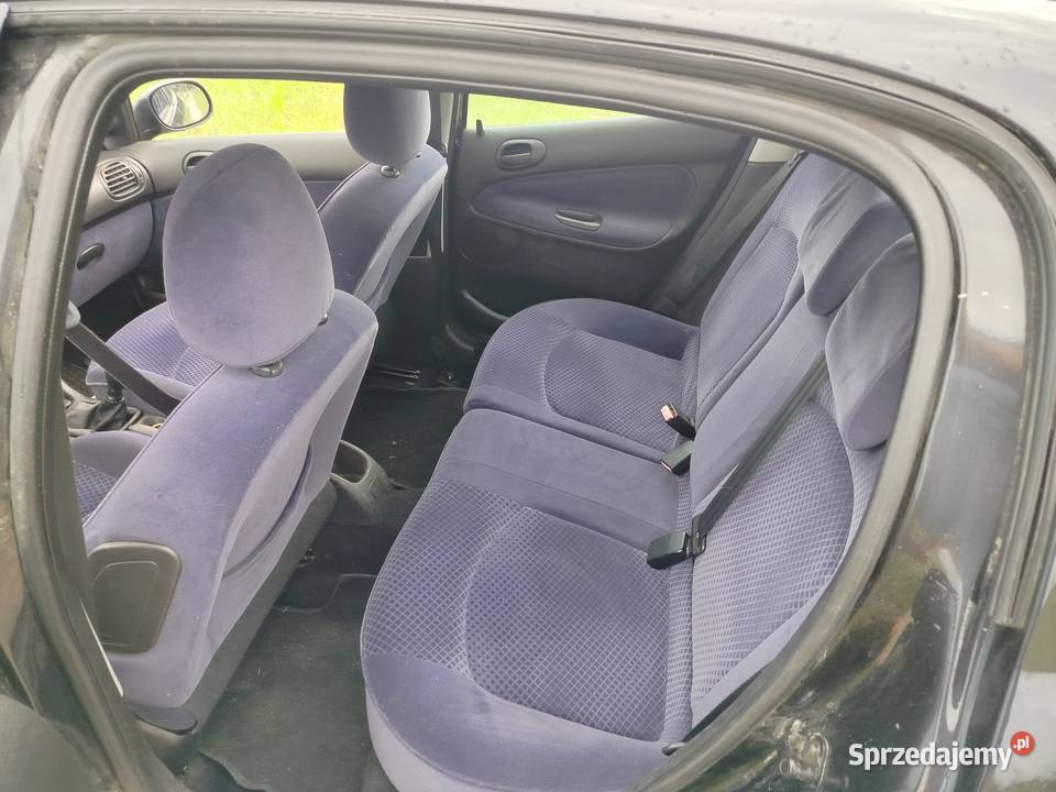 Peugeot 206 14benzyna 2003 r klima możliwa Hatchback Sekursko
