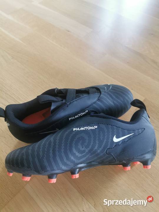 Buty piłkarskie Piłka nożna Rzezawa