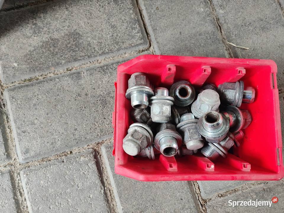 Sprzedam felgi RAV4 167JJ Opony i felgi Nockie Holendry
