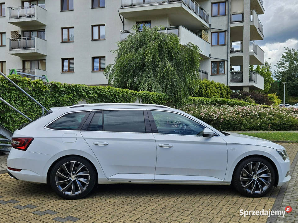 koda Superb Laurin Klement KRAJOWY 4x4 280 III napęd 4x4 Škoda