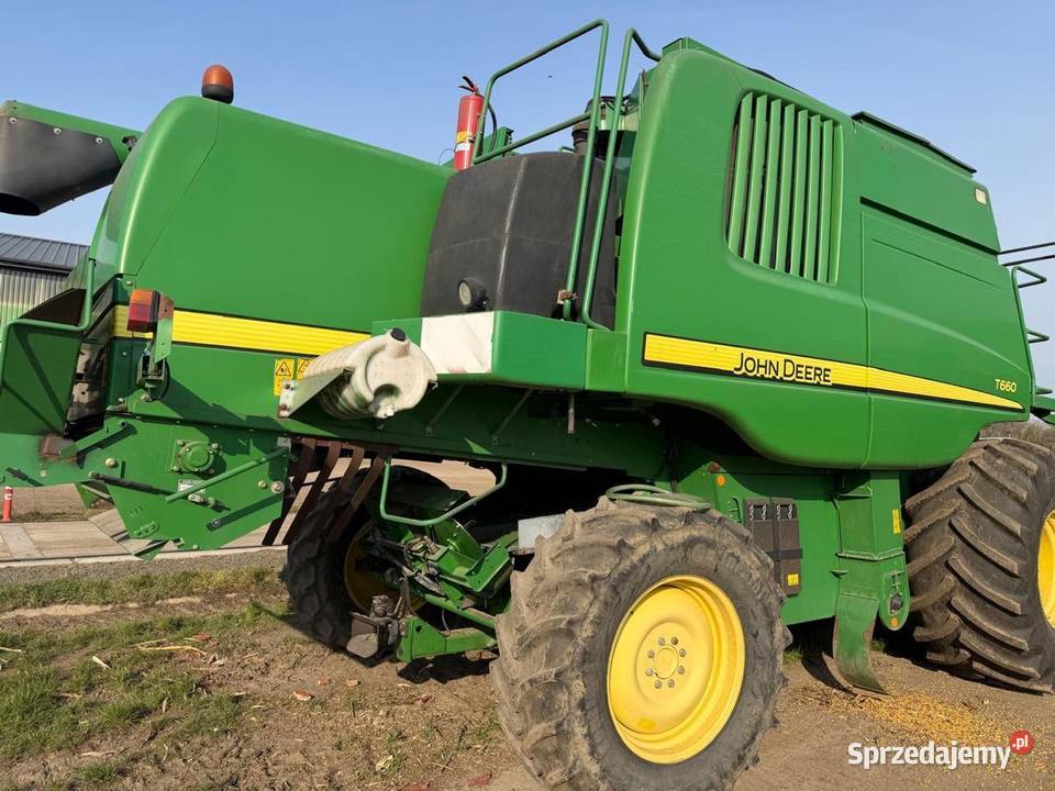 Kombajn zbożowy John Deere T660