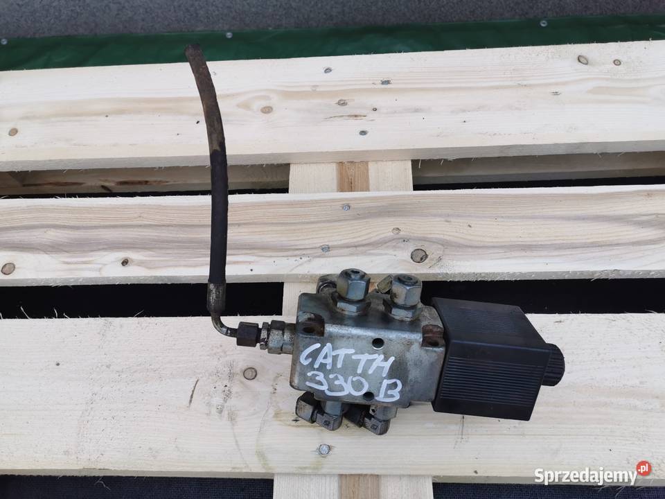 Blok zaworowy osprzętu Cat TH 330B Wilkowo