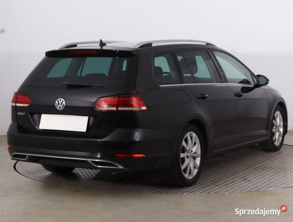 VW Golf 15 TSI