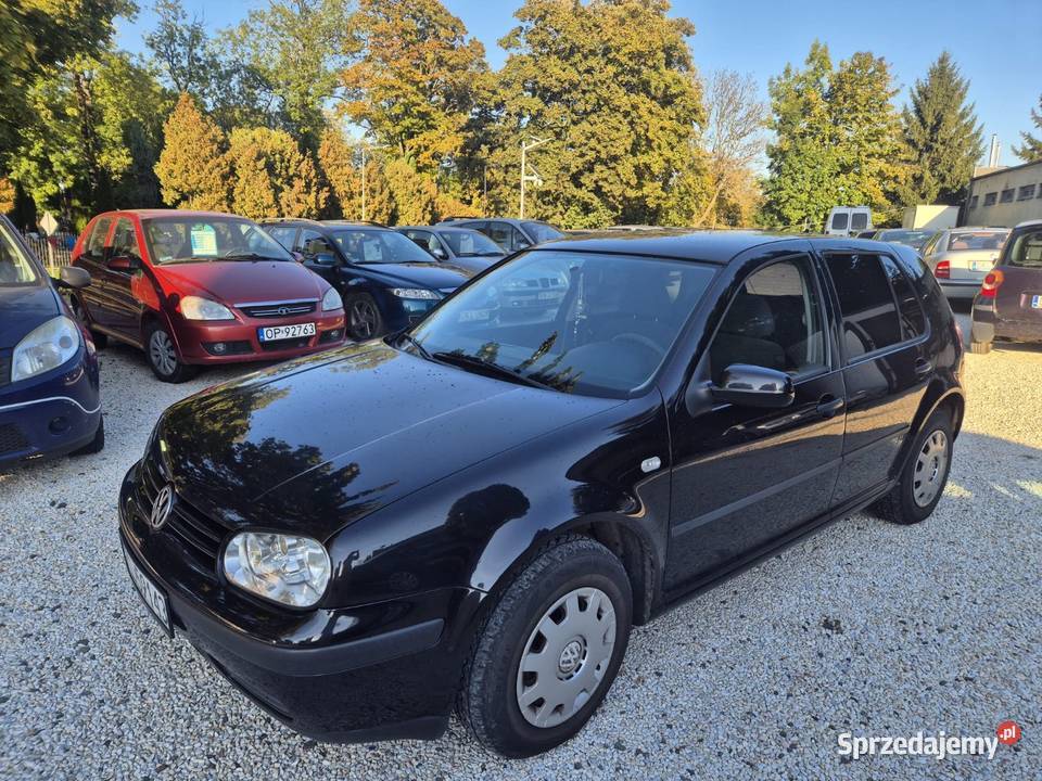 Ładny golf 4 nowe zawieszenie przód 16 benzyna z dolnośląskie Kłodzko
