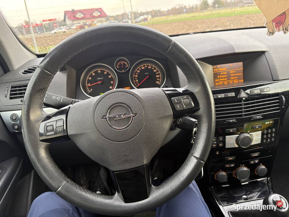 Opel astra h 16 benzyna 115 2009 zadbana i Warka