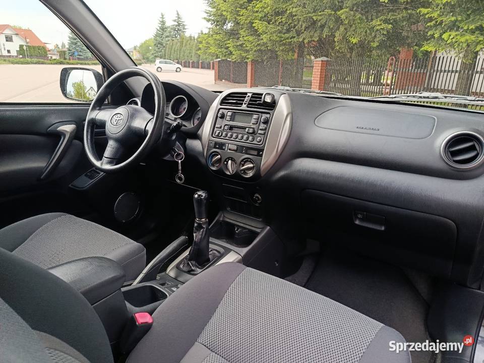 Toyota RAV4 2004 18 2WD super stan Samochody osobowe Łuków