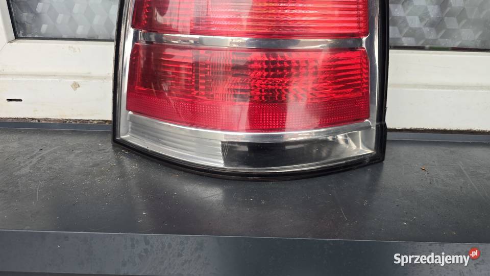 Lampa lewy tył do opla zafiry B 2006 Oświetlenie Sosnowiec