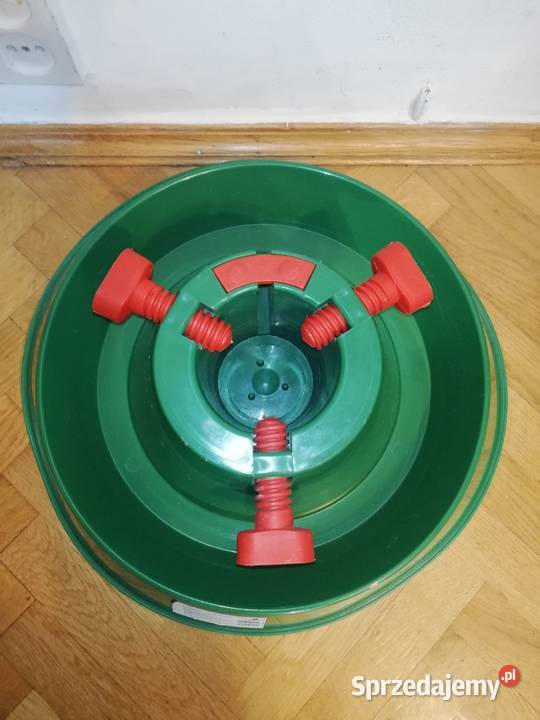 Stojak pod choinkę z regulacją średnicy otworu Warszawa