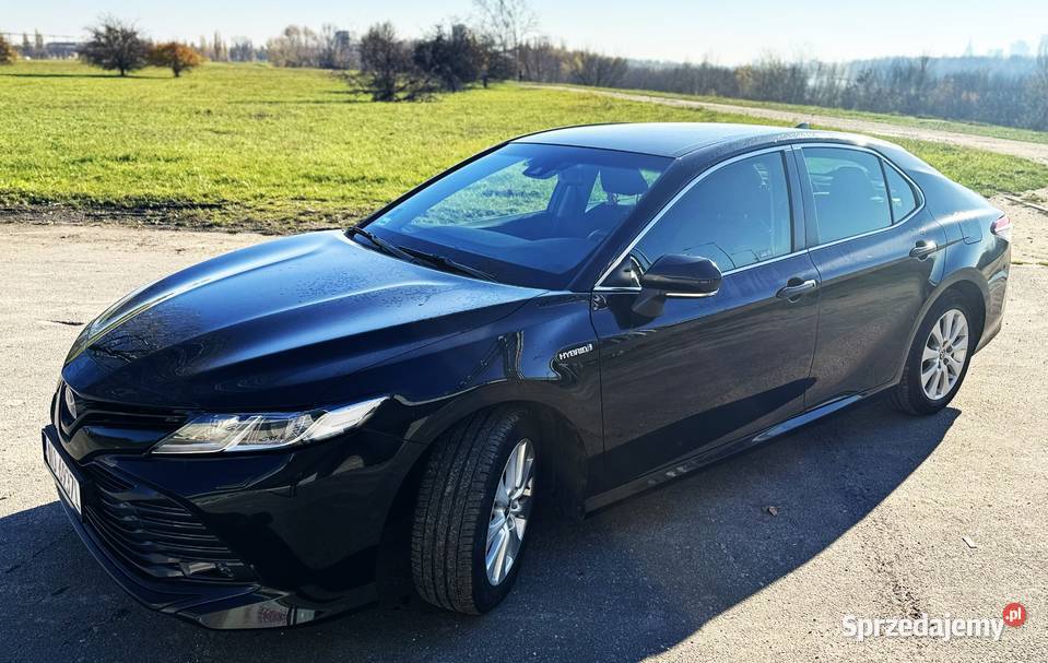 Toyota Camry 25 Hybrid Comfort CVT opony zimowe Rok produkcji 2020 mazowieckie Warszawa
