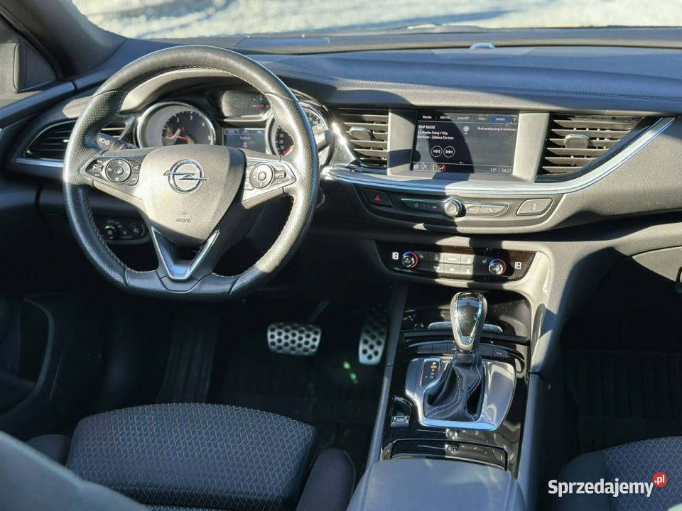 Opel Insignia 20 CDTi 174 2022r Lane Assist klimatyzacja Insignia dolnośląskie sprzedam