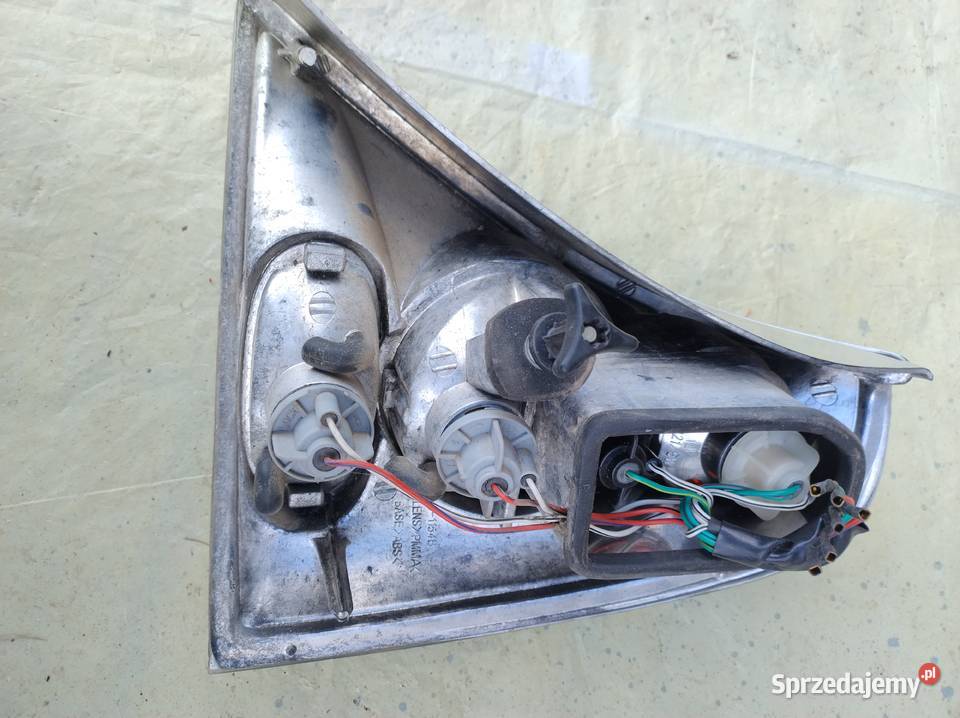 Lampy tylne lewa i prawa Renault clio II Lift Części samochodowe lubelskie Zahajki-Kolonia sprzedam