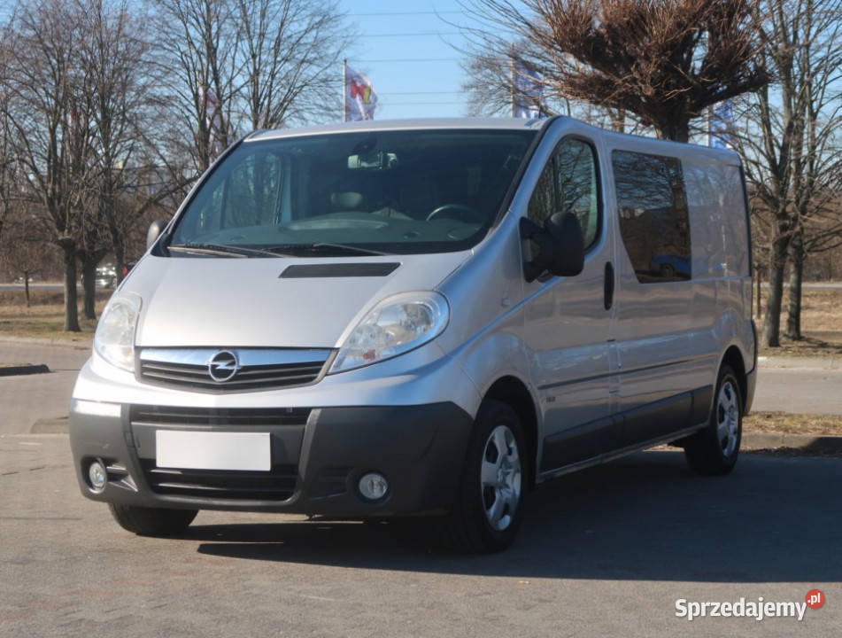 Opel Vivaro 20 CDTI czujnik parkowania Bielany Wrocławskie