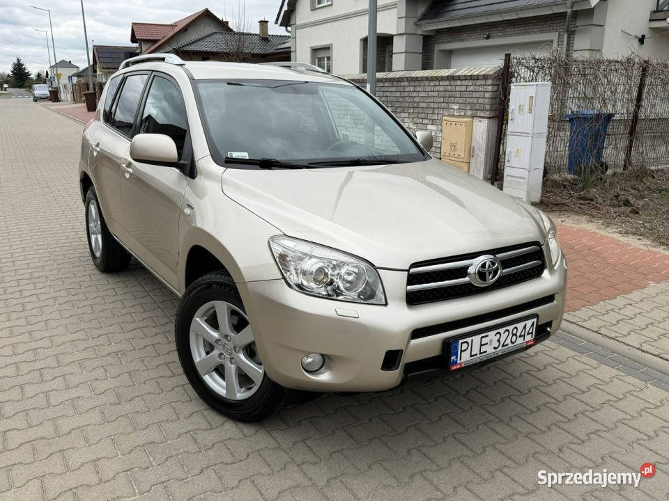 Toyota RAV4 Toyota RAV4 4x4 22D 2011 Bogata napęd 4x4 RAV4 RAV4 Gostyń