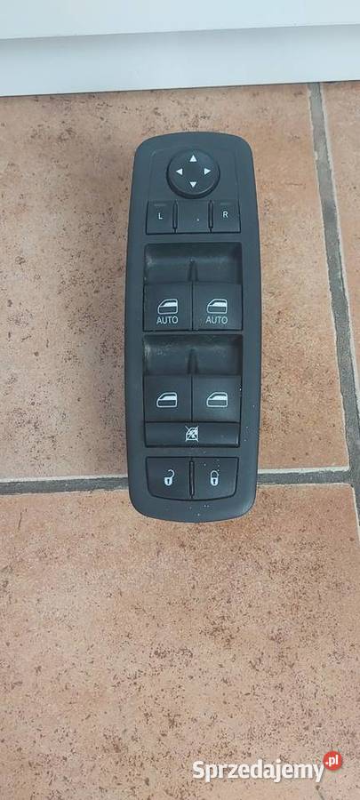 Panel przełącznik szyb JEEP GRAND CHEROKEE WK2 zachodniopomorskie sprzedam