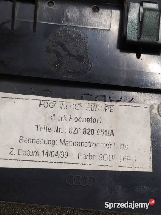 KRATKI NAWIEWU ŚRODKOWA DESKI Audi A2 I 19992005 Kratki nawiewu