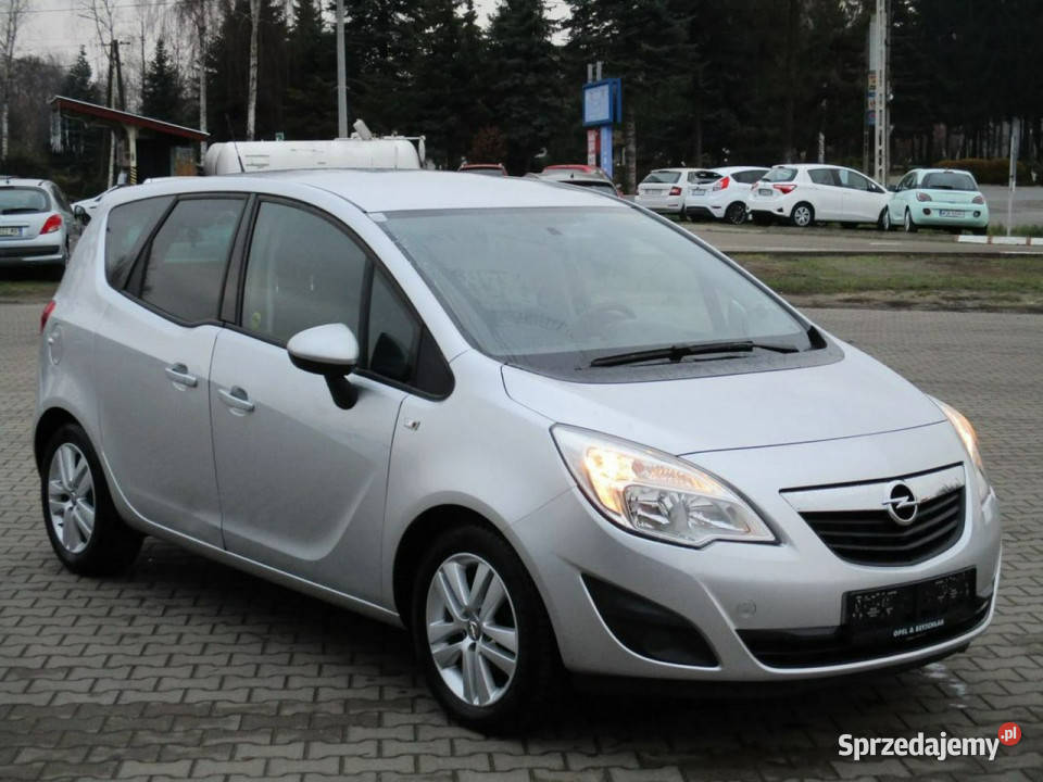 Opel Meriva Stan Perfekcyjny 14 100 koni II 2010 Rok produkcji 2013 Kozerki