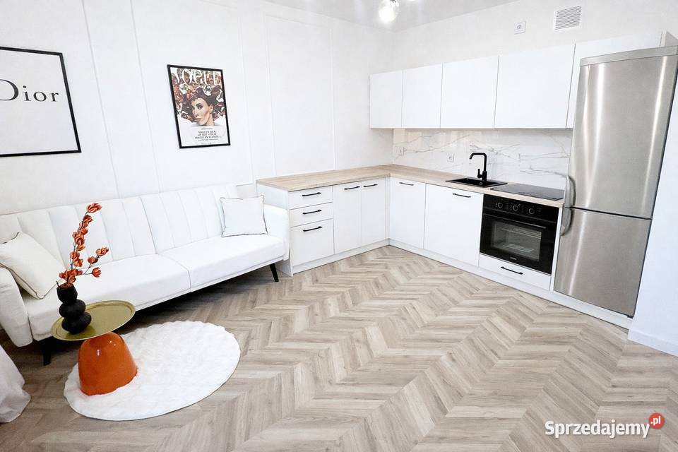 Bezpośrednio LUX 2 pokoje METRO mazowieckie sprzedam