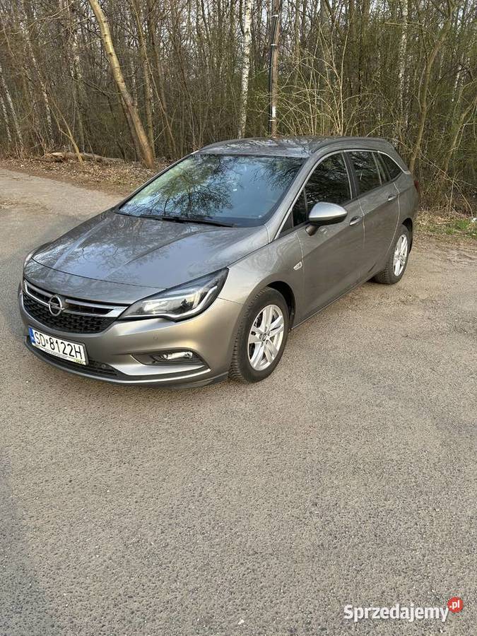 Opel Astra 14 T Sports Tourer Enjoy manualna Dąbrowa Górnicza sprzedam