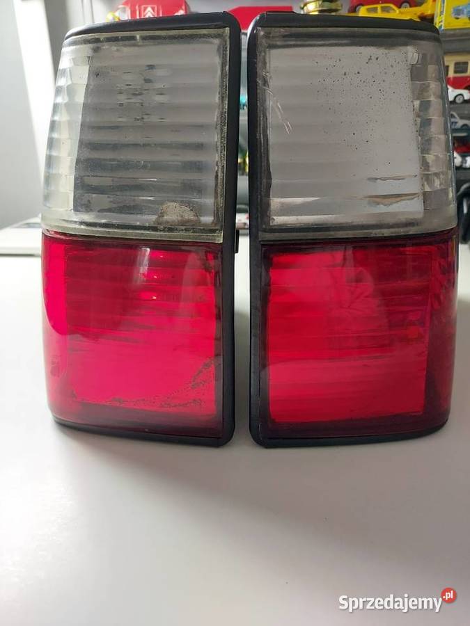 Volkswagen Golf mk2 lampy biało czerwone