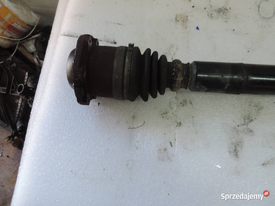 PÓŁOŚ PRAWA VW GOLF 4 16 16v Części samochodowe