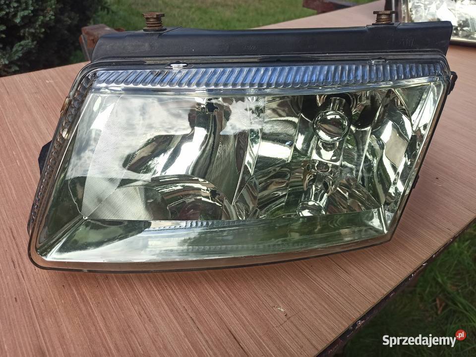 Lampy reflektory passat b5 Osiek nad Notecią