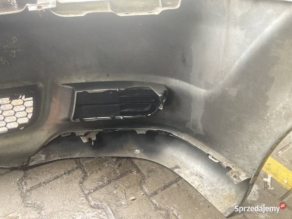 Zderzak Toyota Corolla verso 2005 osobowe warmińsko-mazurskie