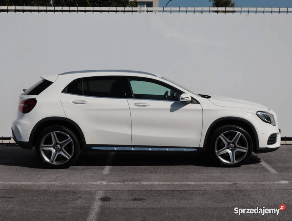 Mercedes GLA GLA 220 4MATIC gniazdo USB Lublin