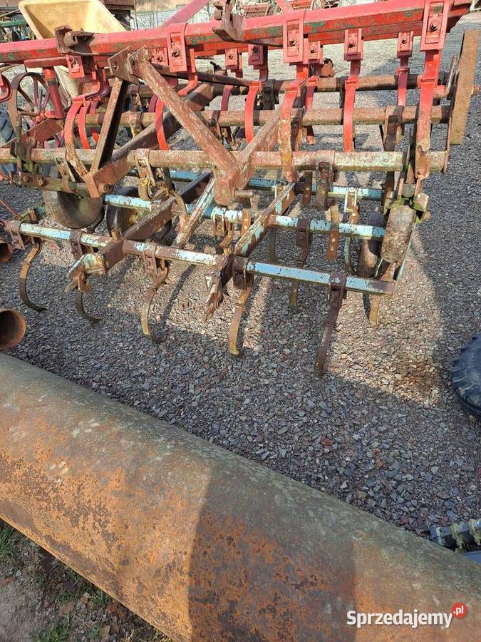 Kultywator maszyny rolnicze nieuszkodzony świętokrzyskie Nowa Słupia