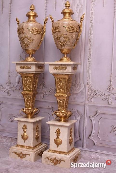 Postumenty Marmurowe Kolumny z Amforami Pilary małopolskie Kraków