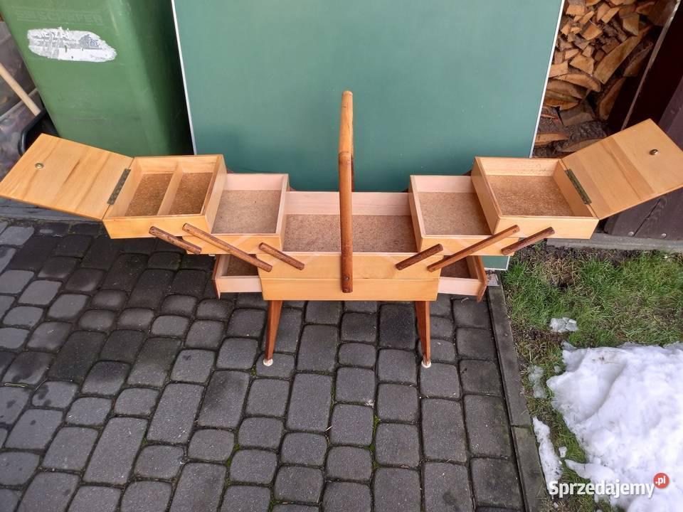 Duży niciak bukowy rozkładany PRL vintage Rawicz