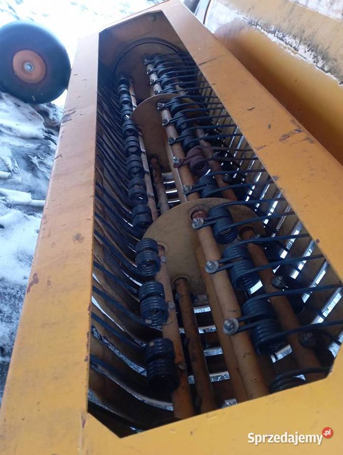 Przyczepa samozbierająca Schuitemaker Rapide 100 Przyczepy rolnicze Bukownica