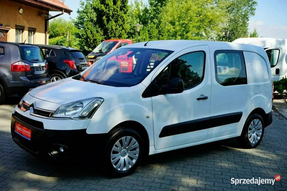 Citroen Berlingo 16HDI Klima 3 osobowy 2013r Rok produkcji 2013 Motoryzacja Płock