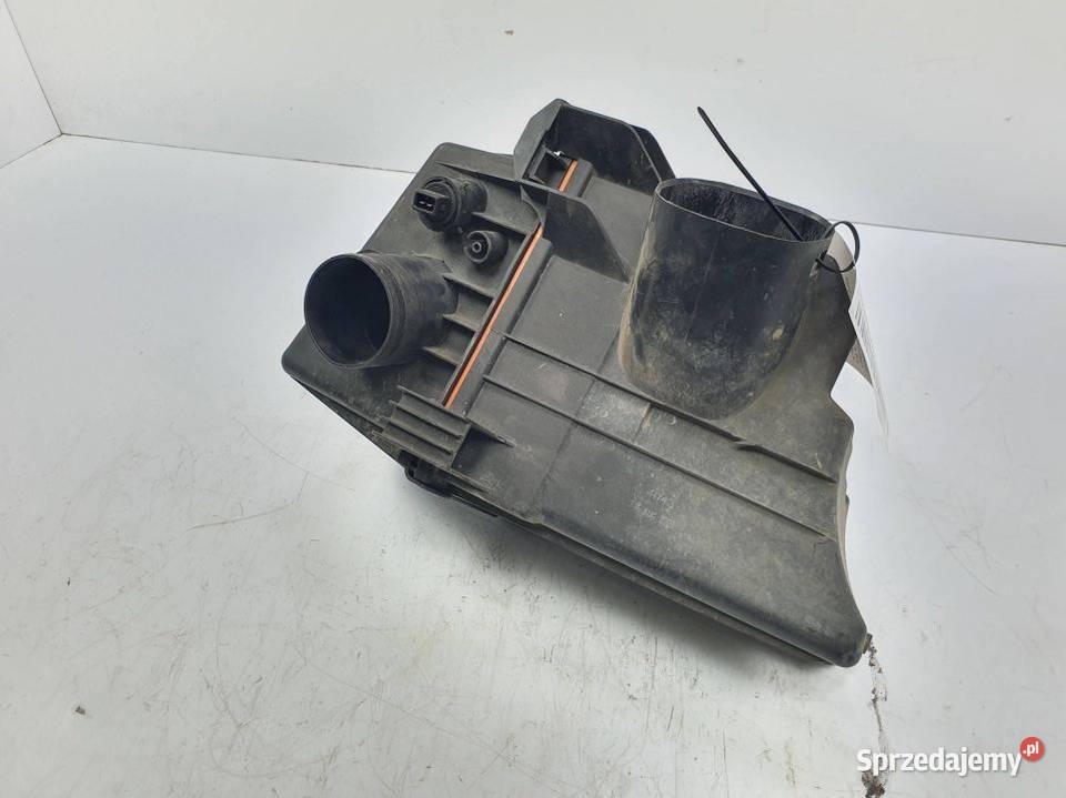 OBUDOWA FILTRA SKODA FABIA I 6Q0129601AE osobowe Lipno sprzedam