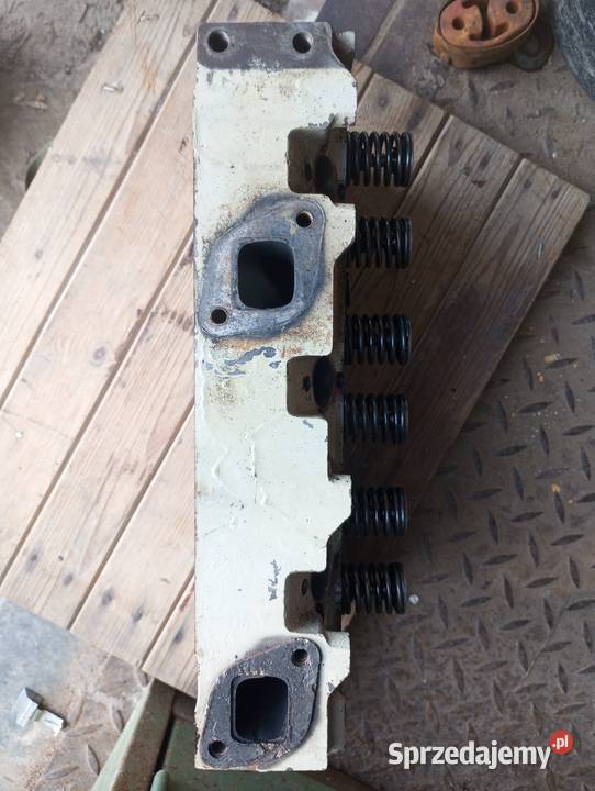 Głowica silnika Massey Ferguson Ursus 3p Perkins