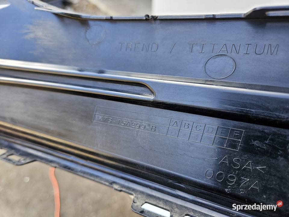 FORD FOCUS MK4 LIFT KRATKA LEWA ZDERZAKA PRZÓD Międzychód