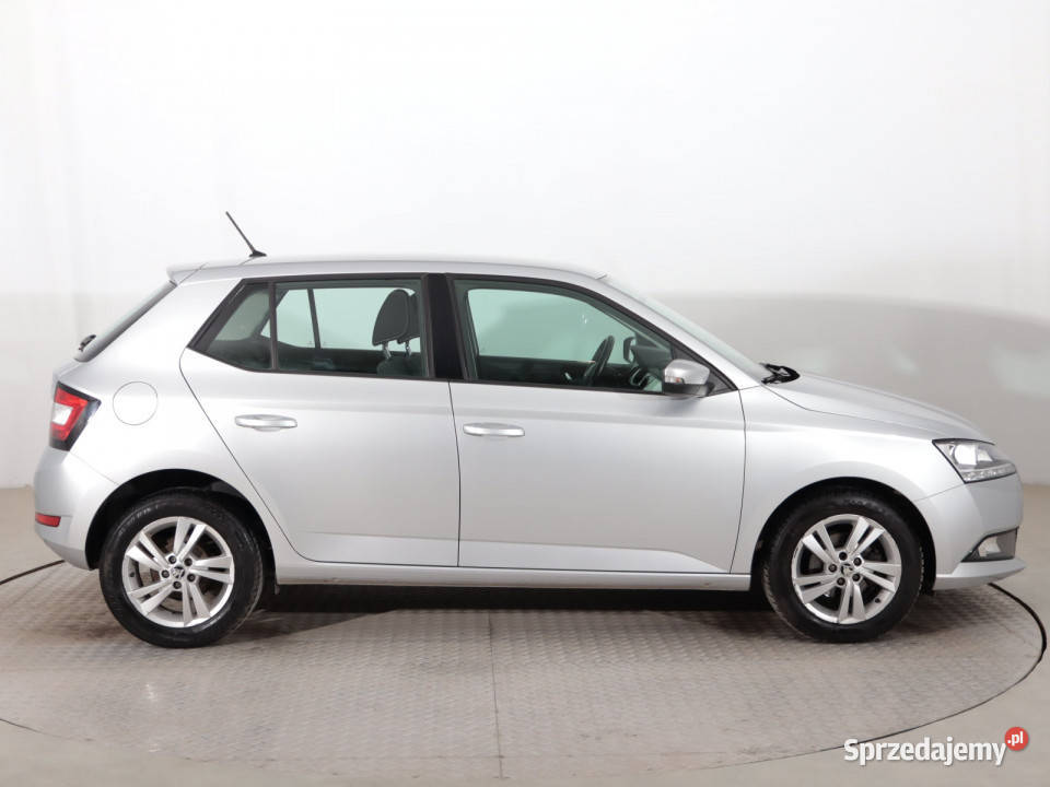 Skoda Fabia 10 TSI mazowieckie Piaseczno