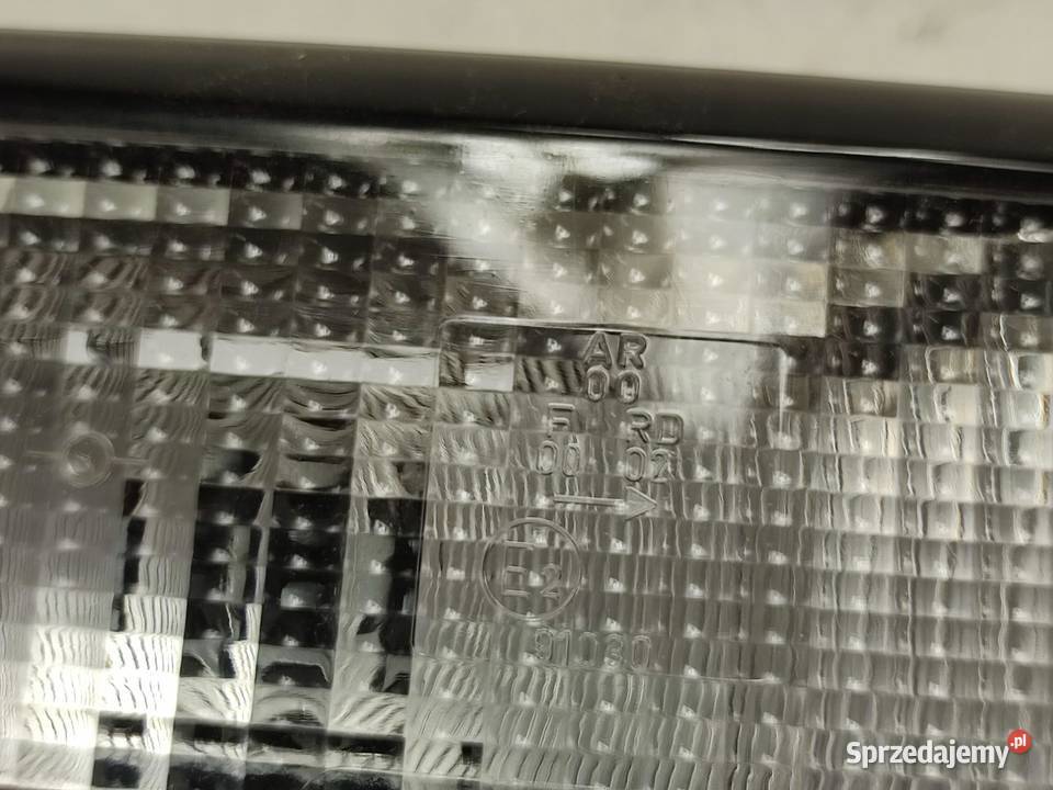 LAMPA PRAWA TYŁ CITROEN XANTIA X2 19982003 Lampy tylne lubelskie sprzedam