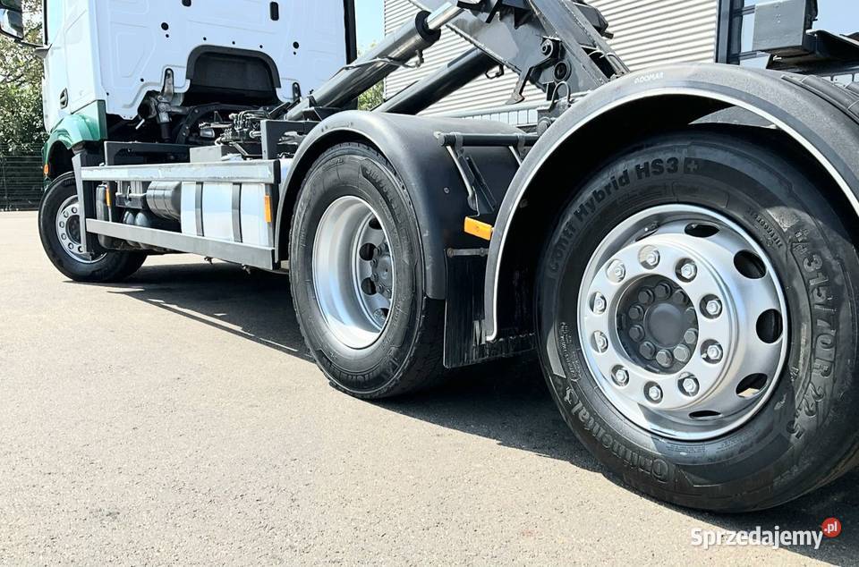 Hskowiec 6x2 Eur 6 Mercedes Actros 2543 jedno łóżko Warszawa