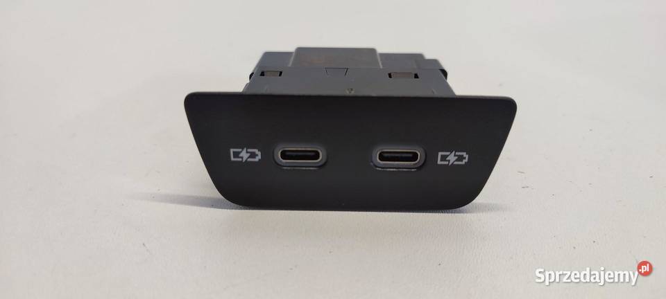 SKODA SUPERB 4 GNIAZDO PORT USB 2G6035718