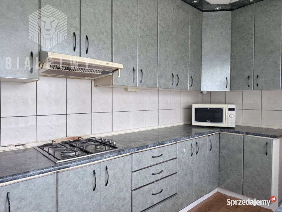 sprzedaży domu wolnostojącego Mrozy 800m2