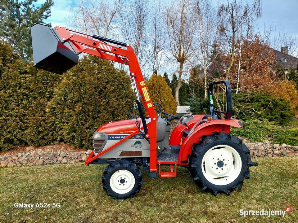 Traktorek Japoński Yanmar 24 4x4 Wspomaganie Góra