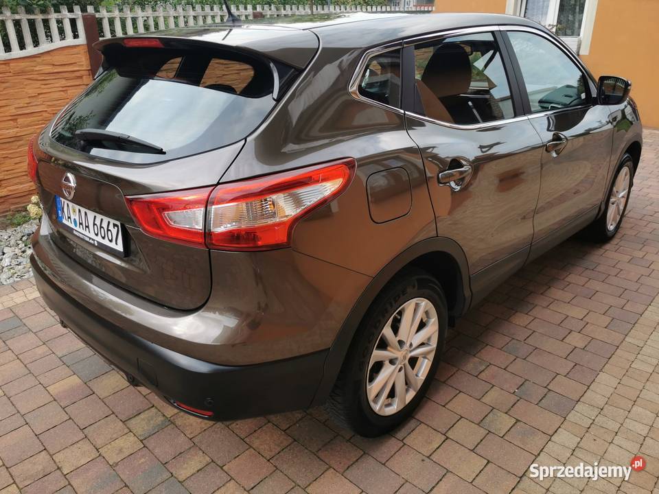 Nissan Qashqai 12 DIG benzyna automat 86 mazowieckie Tłuszcz