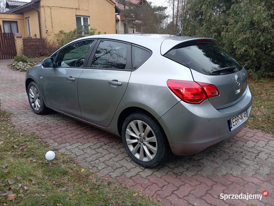 Opel Astra 14 100 Zadbana Zarejestrowana 1399cm3 Brzeziny