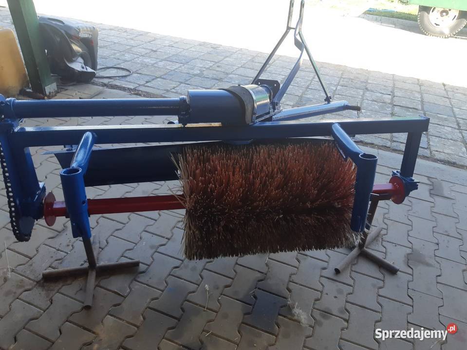 Szczotka zamiatarka ciągnikowa Ocice
